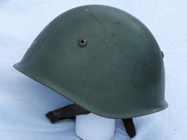 Italian Model 933 helmet