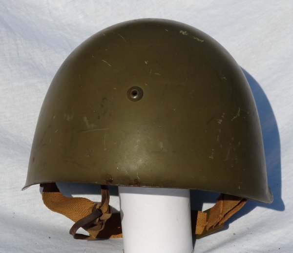 Italian Model 933 helmet post WW2 (1)