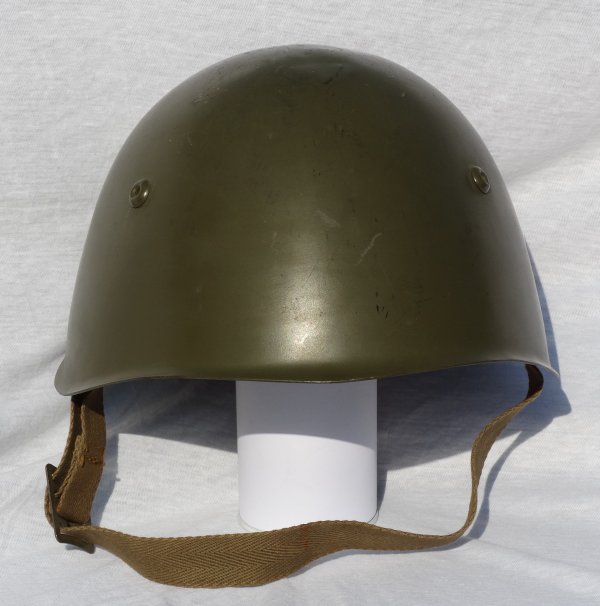 Italian Model 933 helmet post WW2 (2)