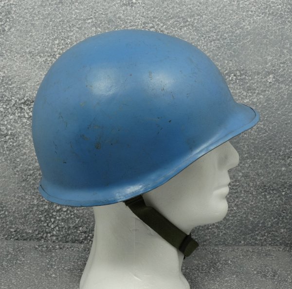 Belgian M51 Army helmet UN