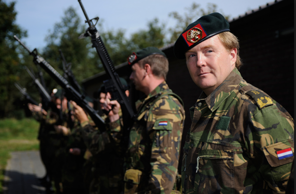 Beret The Netherlands "Regiment Garde Grenadiers"