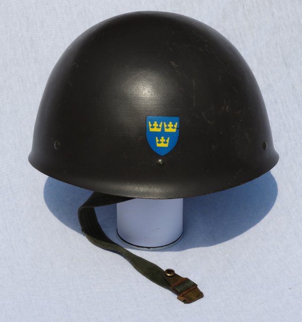 Sweden Army helmet model 37/70