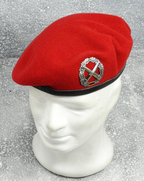 Germany beret Artillerietruppe