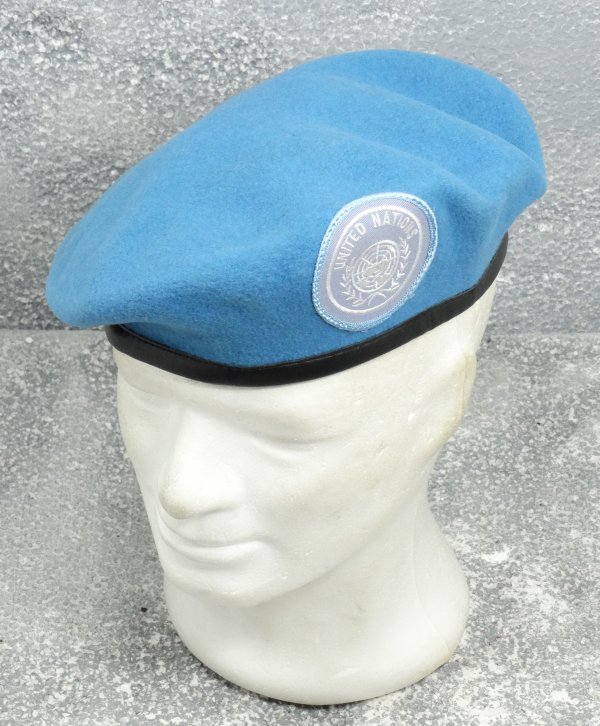 German beret "United Nations"