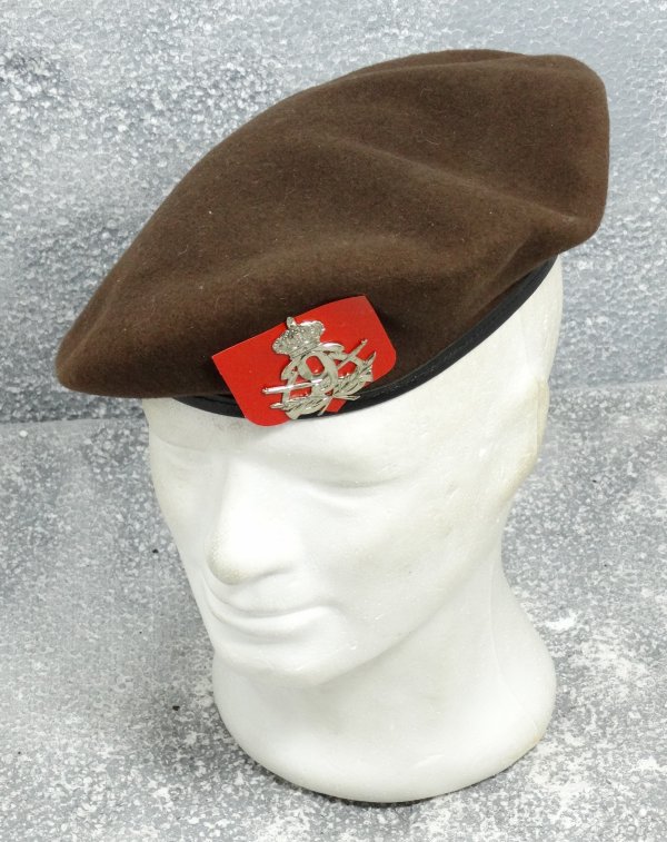 Belgian Beret "9de Linie" corrected