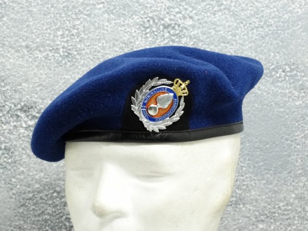 Beret The Netherlands "Koninklijke Marechaussee Officer"