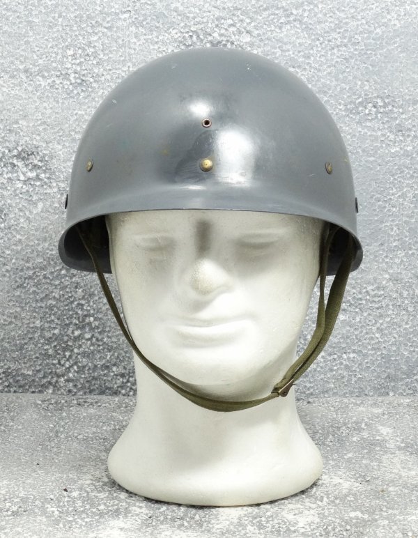 The Netherlands "M53 troepenhelm" used by United Nations, #2 Liner