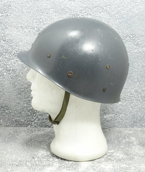 The Netherlands "M53 troepenhelm" used by United Nations, #2 Liner