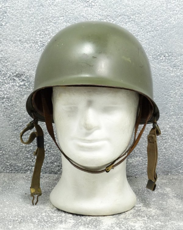 Dutch M53 helmet 1956