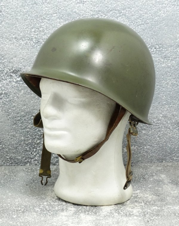 Dutch M53 helmet 1956 additional details