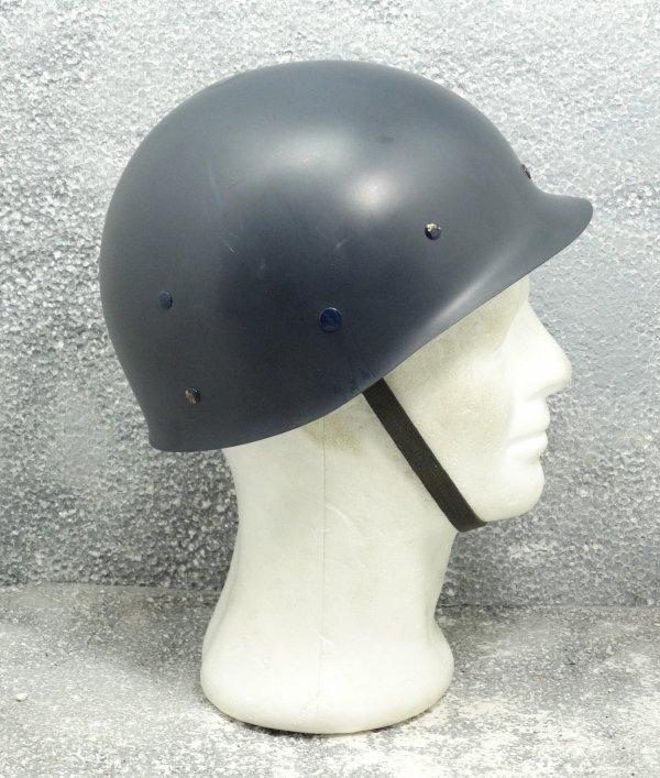 The Netherlands "M53 troepenhelm" used by Klu (part 3)