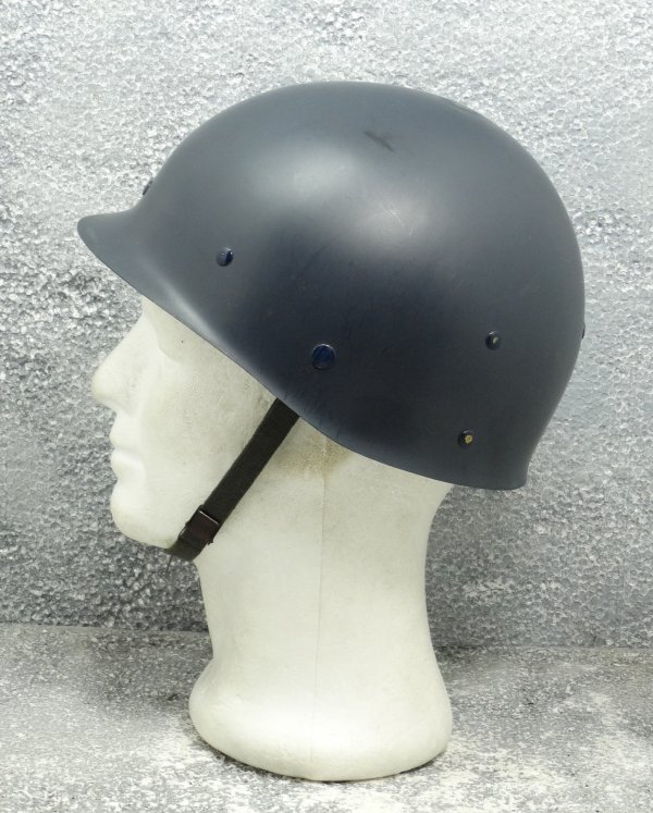 The Netherlands "M53 troepenhelm" used by Klu (part 3)