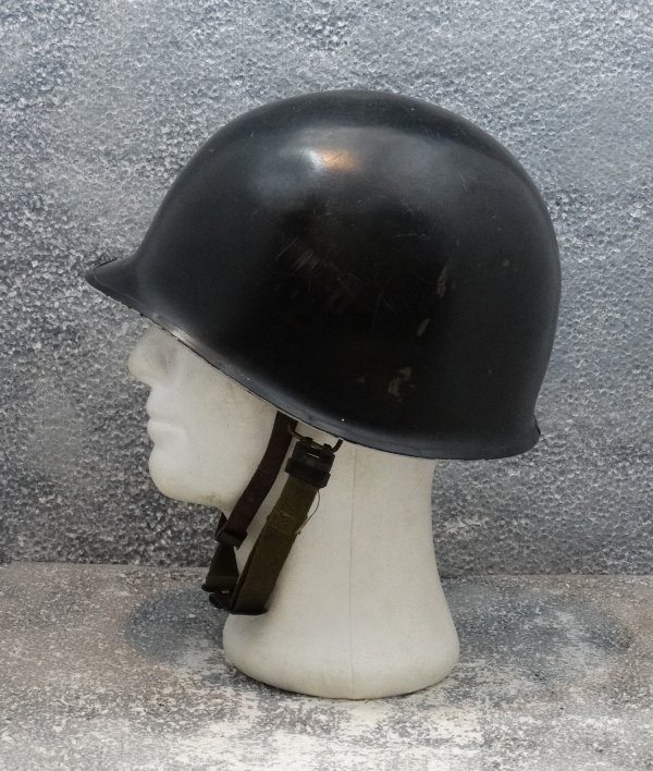 Dutch M53 helmet 1958 KMar (part 1)